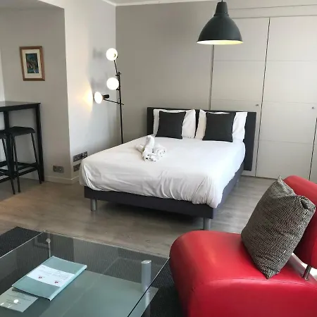 Arthur Rue D'antibes Apartamento *